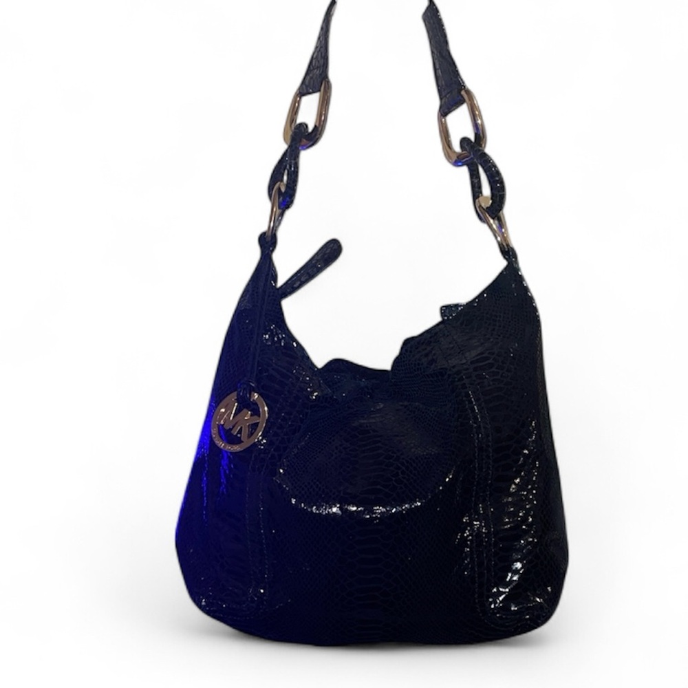 Michael Kors Glossy Black Hobo Bag•EUC•